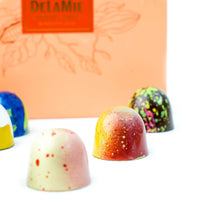 Load image into Gallery viewer, Filled Chocolate Bon Bon (9 pcs)