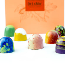 Load image into Gallery viewer, Filled Chocolate Bon Bon (9 pcs)