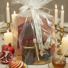 Load image into Gallery viewer, Rosh Hashanah gift basket ￼