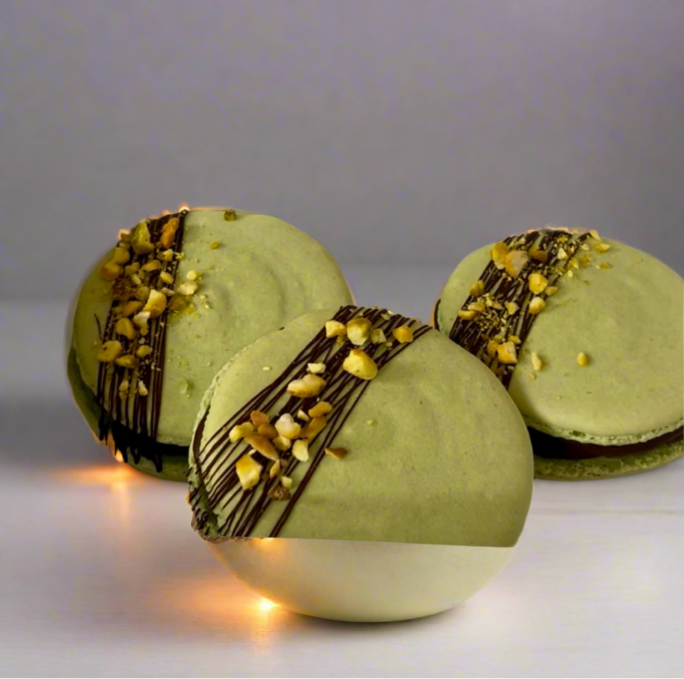Dubai Luxe Macarons (XL) – DeLaMie