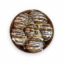 Load image into Gallery viewer, Cinnamon Bun Sharing Tray ￼