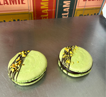 Load image into Gallery viewer, Dubai Luxe Macarons (XL)