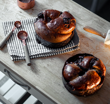 Load image into Gallery viewer, Rosh Hashanah Babka